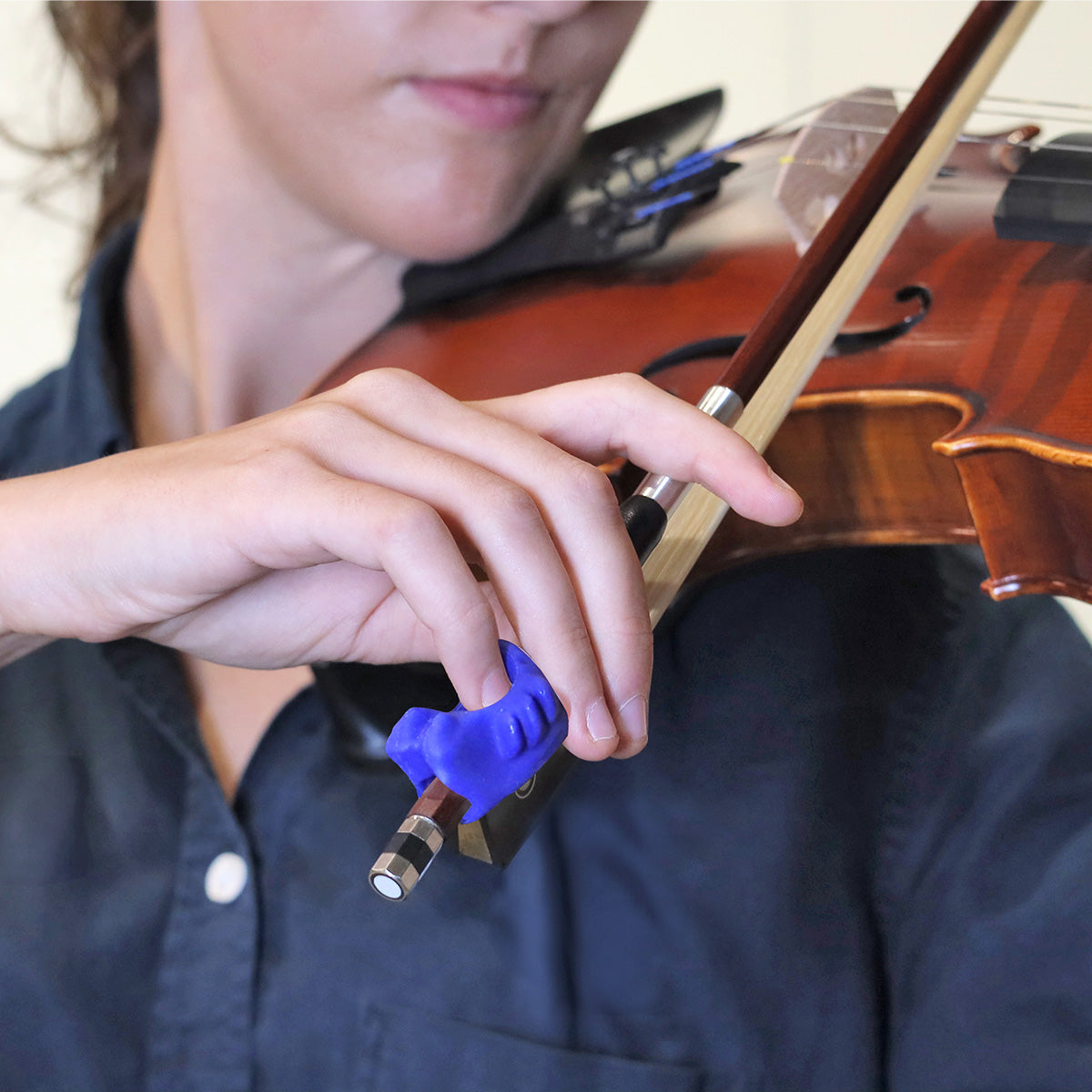 Things 4 Strings Bow Hold Fish Bright Blue